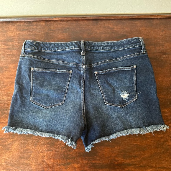 Universal Thread High Rise Shortie - Picture 2 of 5